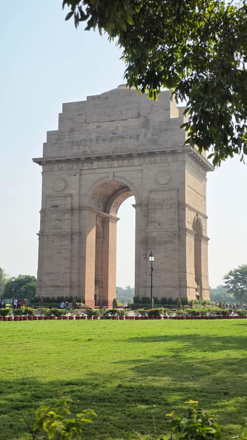 Delhi Street Food & Spice Market Tuk-Tuk Tour in Old Delhi - Exploring Chandni Chowk