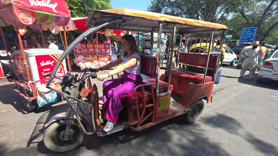 Delhi Street Food & Spice Market Tuk-Tuk Tour in Old Delhi - Key Points