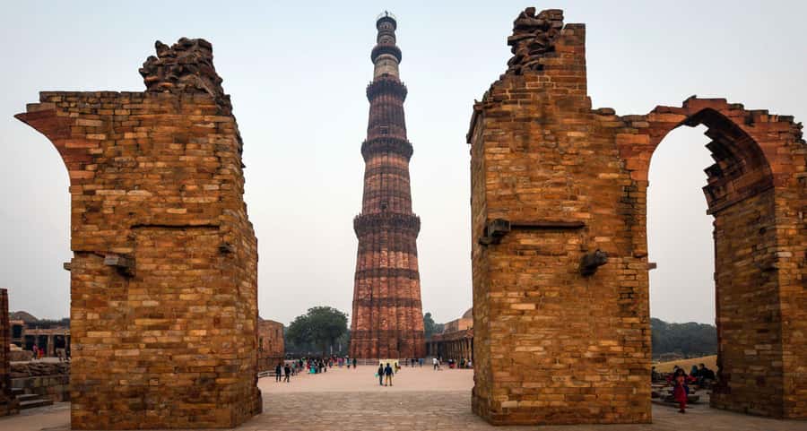 Delhi: Jama Masjid, Qutub Minar & Humayun's Tomb Guided Tour - What to Expect: The Practicalities