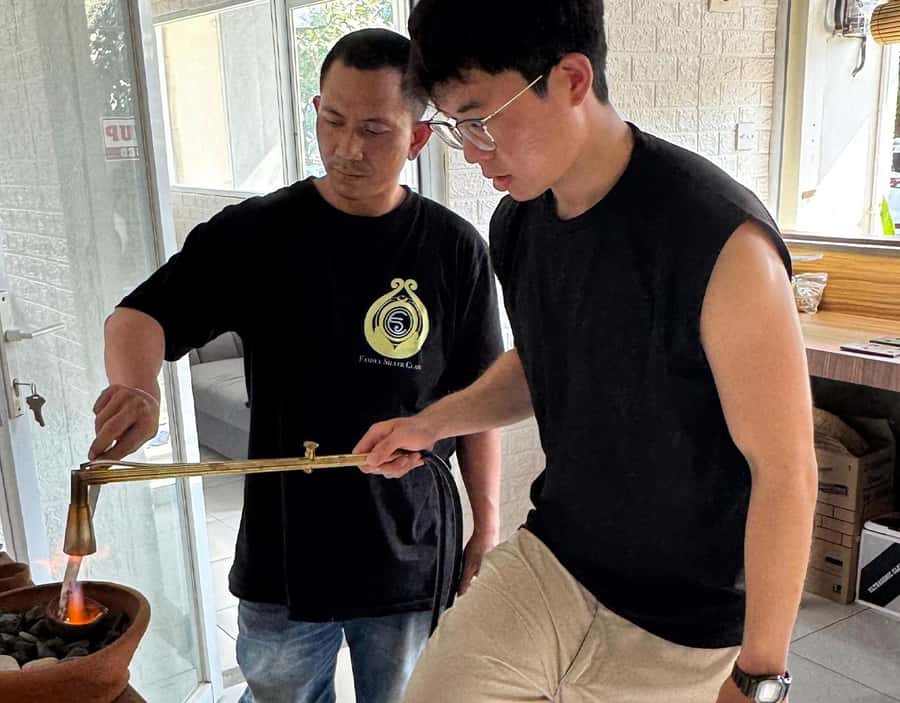 Bali: Silver Jewelry Making Class & Tanah Lot Sunset Tour - Visiting Tanah Lot at Sunset