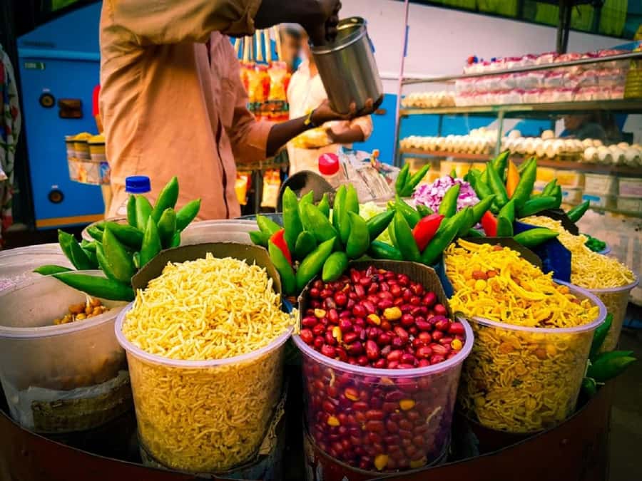 Flavors of Old Kolkata: Food, Heritage & Chai Experience - A Closer Look at the Flavors and Heritage of Kolkata