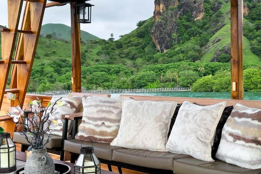 Komodo: Full-Day Sailing Trip by New Luxury Phinisi - FAQ