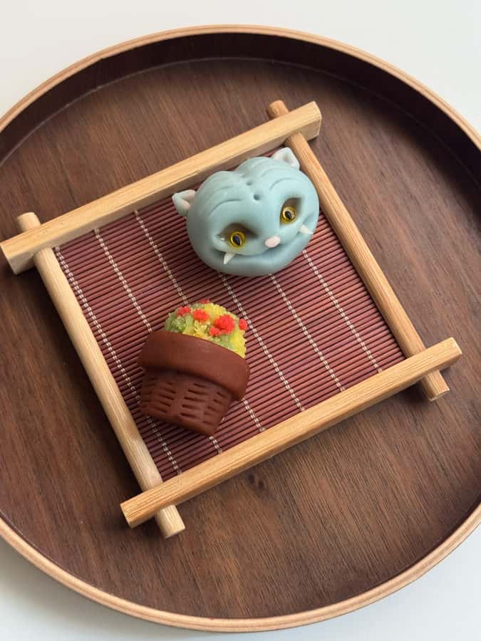 Seoul: Make your own special Asian dessert (K-cute Wagashi) - Deep Dive: The Experience Provider and Group Dynamics
