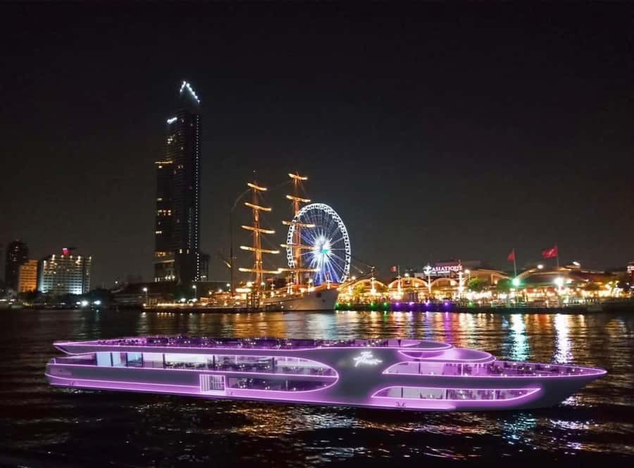 BKK:The Planet River Dinner Cruise &Upper desk Entertainment - The Scenic Highlights of the Cruise