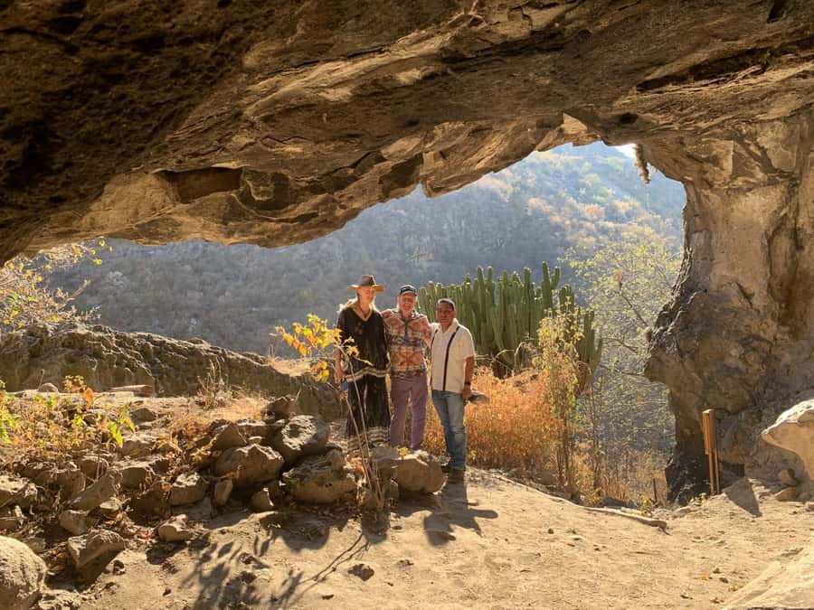 Oaxaca: Mitla Caves, Tlacolula Market, & Textile Tour - An Overview of the Tour