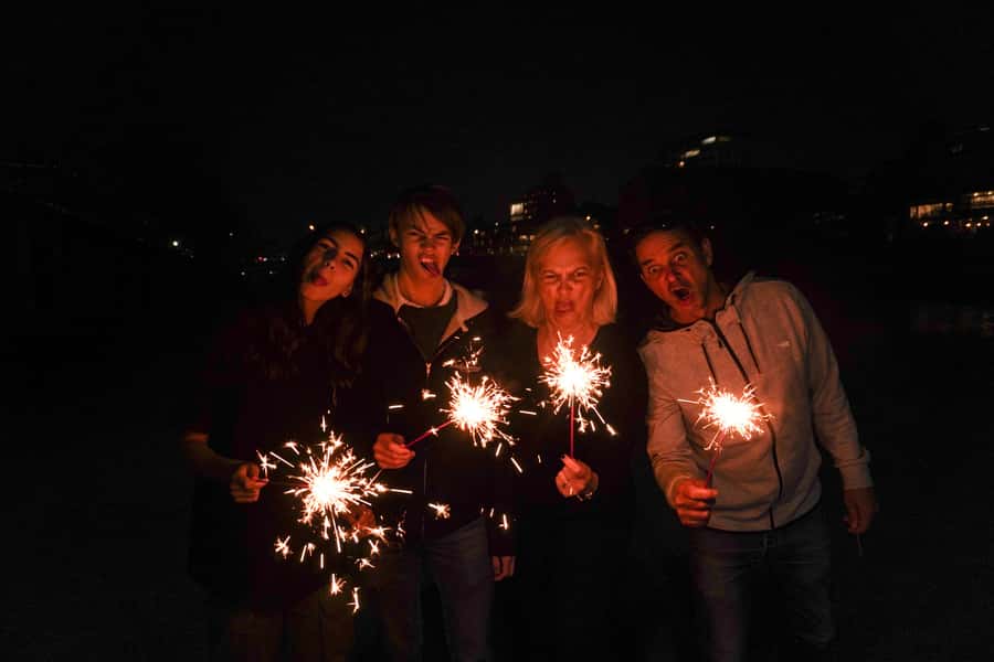 Kyoto: Kamo River Fireworks and Photo Experience - Key Points