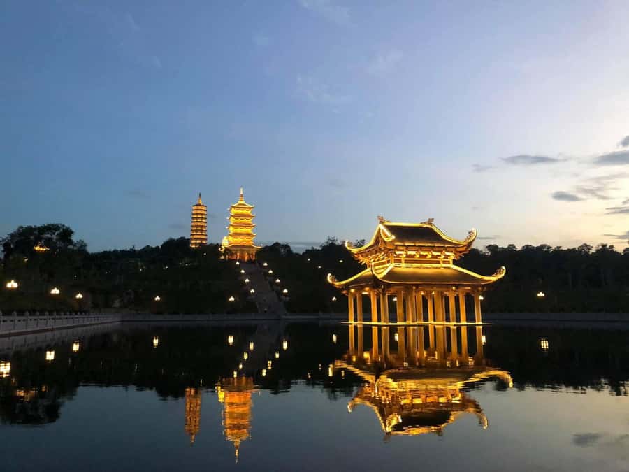 Ninh Binh Nightlife & Food: Bai Dinh Temple, Hoa Lu Stroll - A Detailed Look at the Experience