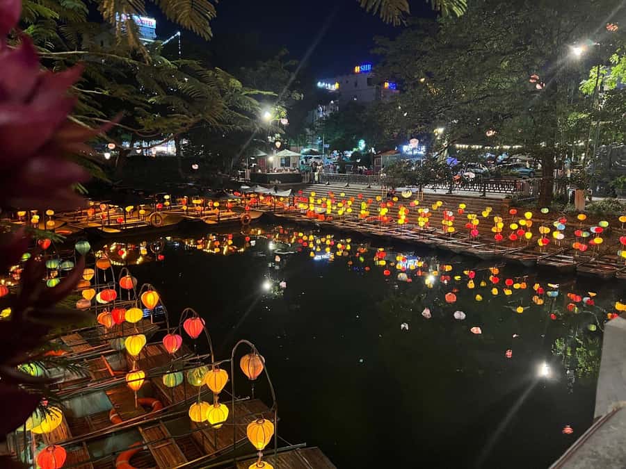 Ninh Binh Nightlife & Food: Bai Dinh Temple, Hoa Lu Stroll - Good To Know