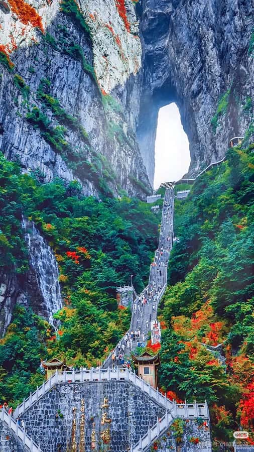 Zhangjiajie: Tianmen Mountain & 72 Qilou Street Day Tour - Key Points