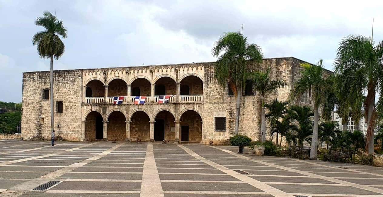 Santo Domingo: Small Group Tour with Cable Car from Bayahibe - Why This Tour Offers Good Value
