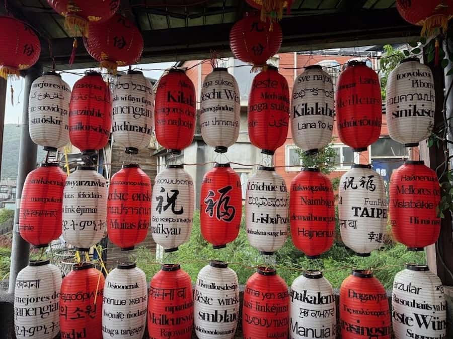 Taipei: Jiufen, Shifen Sky Lanterns & Keelung Nightmarket - Why This Tour Offers Great Value