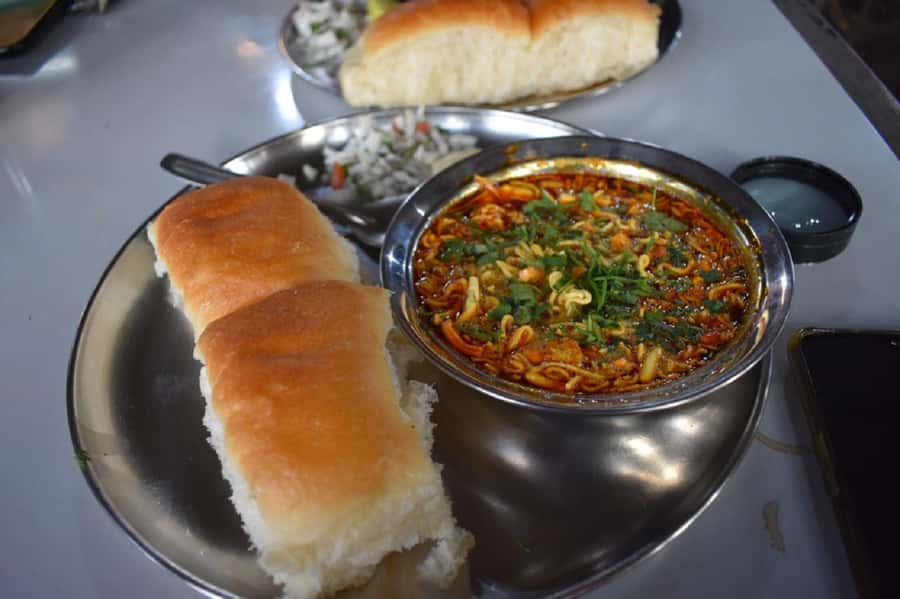 Sinhagad Fort Half-Day Guided Tour from Pune with Lunch - Who Would Love This Tour?