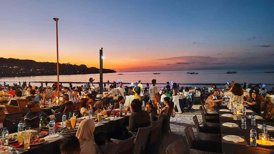 Bali: Bingin Beach, Dreamland Beach & Balangan With Dinner - FAQ