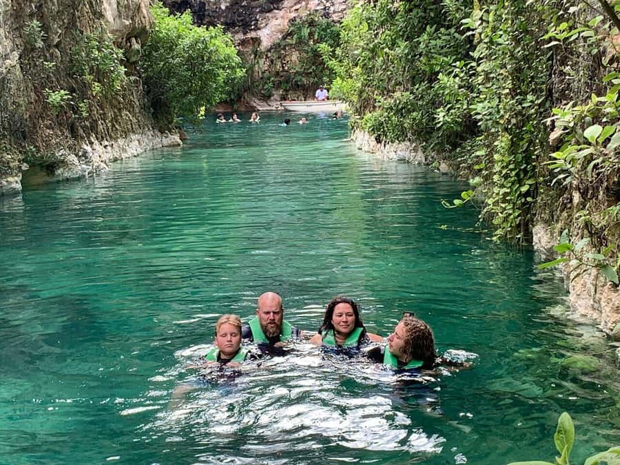 4 Cenotes with Bike, Lunch, Guide, and Pickup from Mérida - Who Should Consider This Tour?