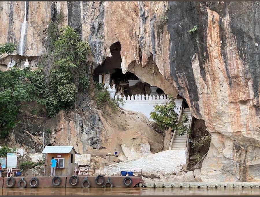 Luang Prabang: Cruise to Pak Ou Caves and Kuang si fall - Transportation and Group Size