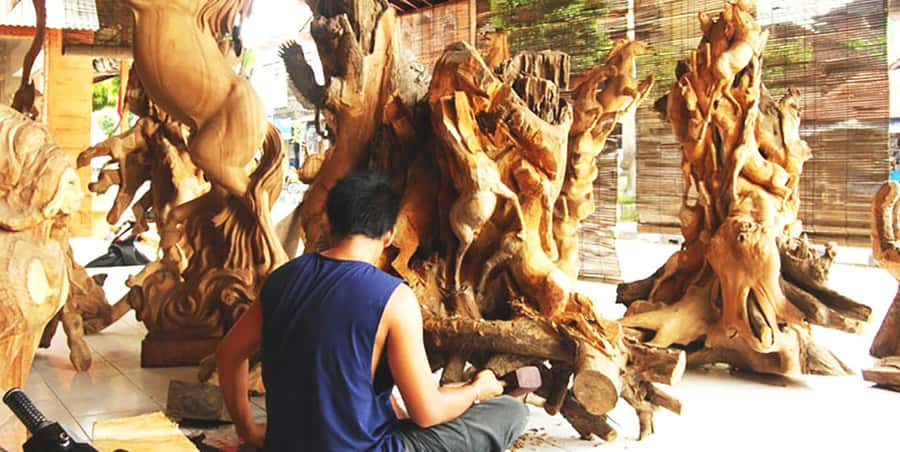 Bali: Waterfall, Tirta Empul & Traditional Village Day Trip - Key Points