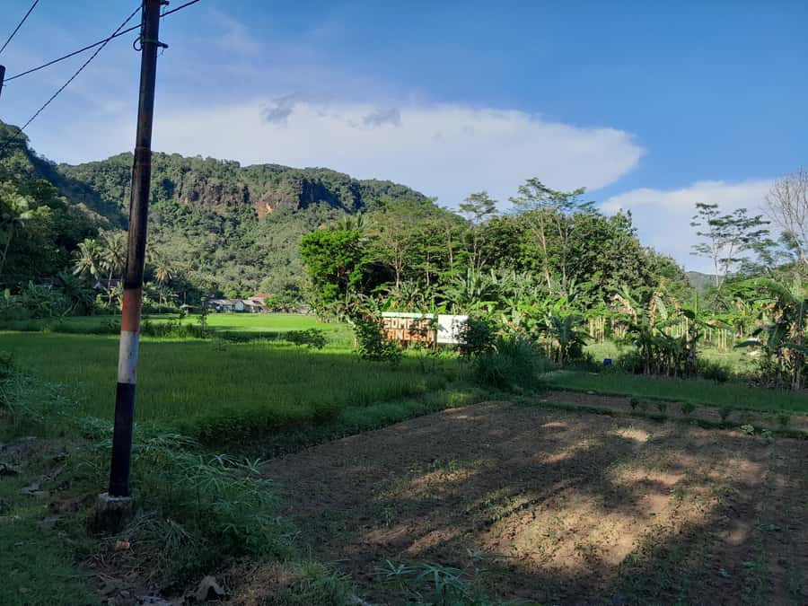 Yogyakarta: Volcano Trek, Cave Tubing & Temple Sunset - FAQ