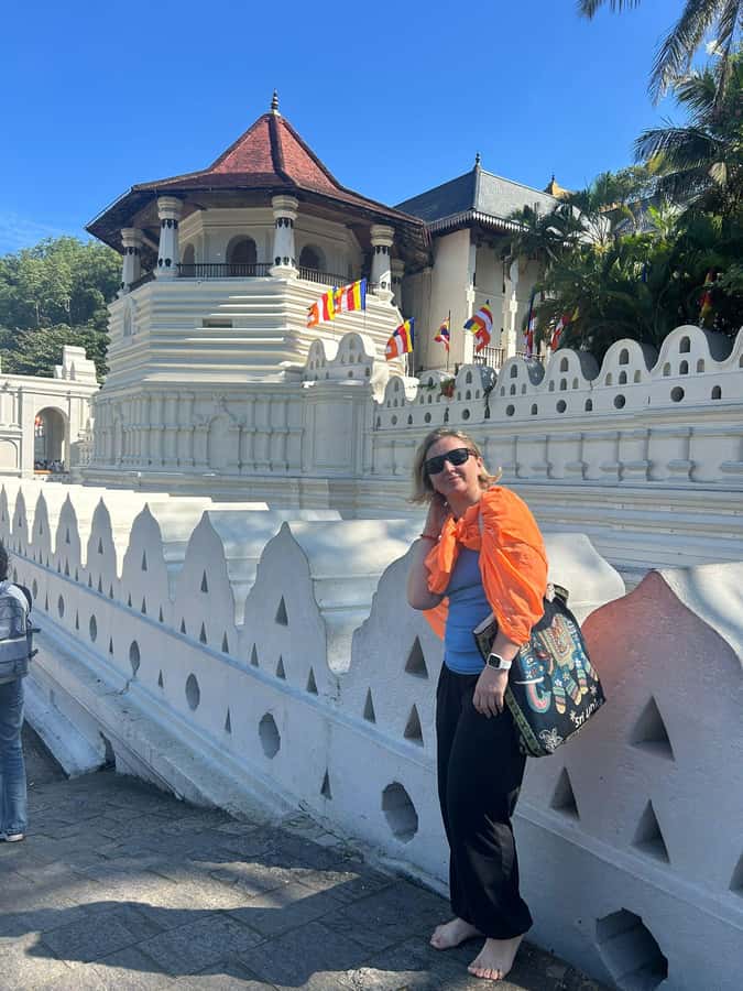 Sri Lanka Kandy city by Tuk-Tuk - Good To Know