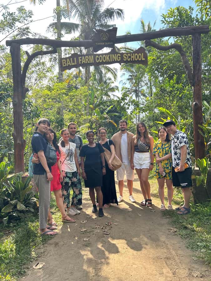 Ubud: Private Cooking Class with Market & Organic Farm Visit - Key Points