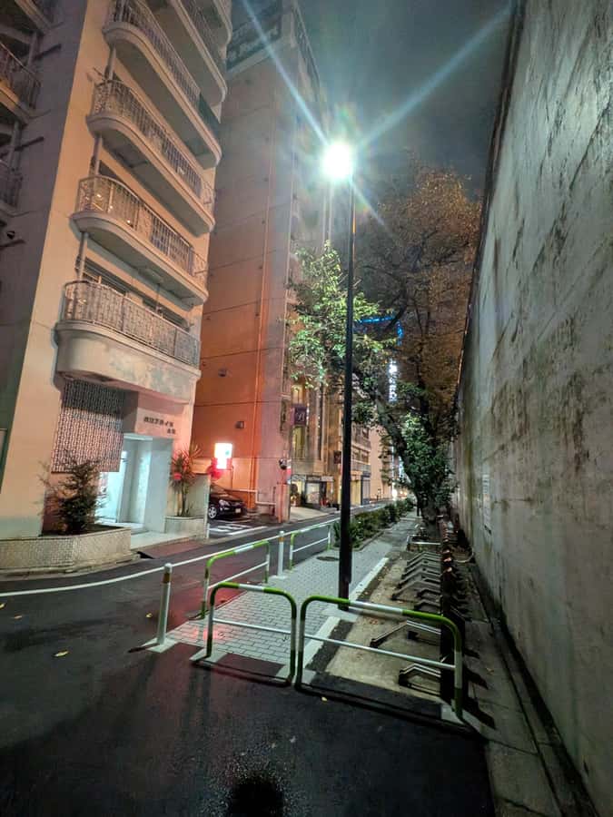 Tokyo: Otsuka Nightlife Tour with Izakayas, Bars and Snacks - Exploring Otsuka: The Neighborhood