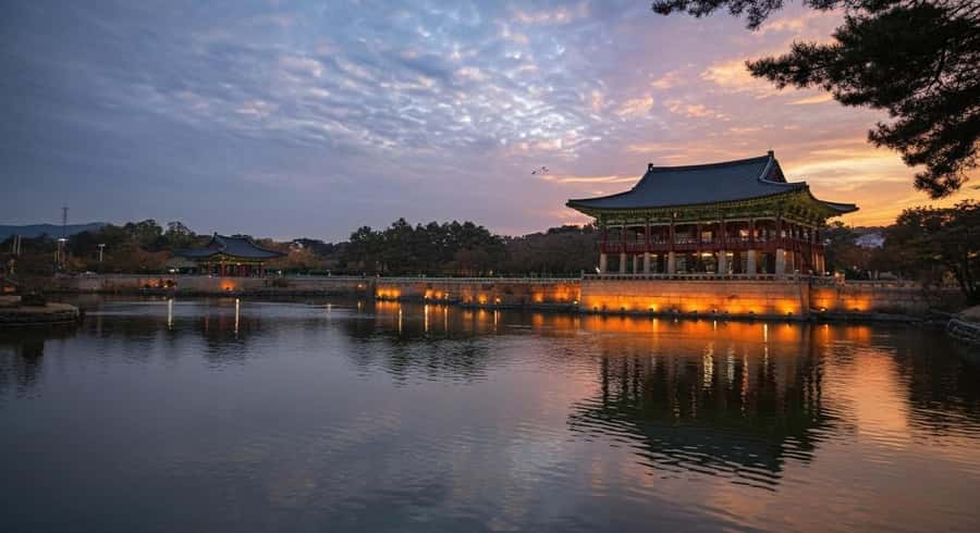 Busan: Gyeongju Full-Day Small-Group Tour with Hotel Pickup - Exploring Gyeongju: A Full-Day Small-Group Tour from Busan
