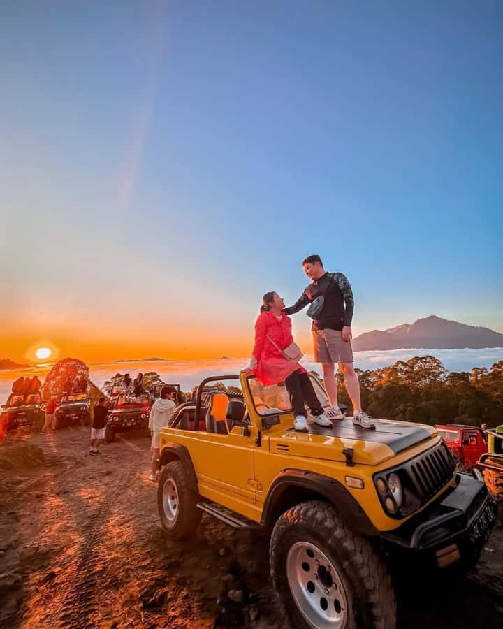 Bali: Sunrise Jeep Mount Batur With Hot Spring Relaxation - The Jeep Ride Through Volcanic Terrain