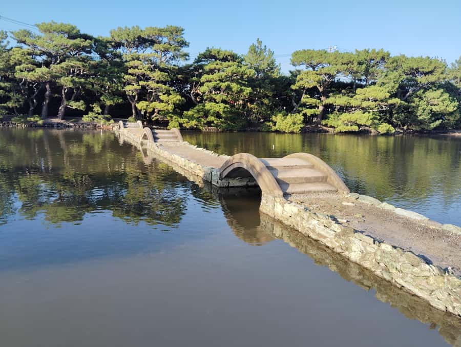 Wakayama: Yosuien  Tokugawa Garden of Edo Elegance - The Tour Experience: Practical Insights