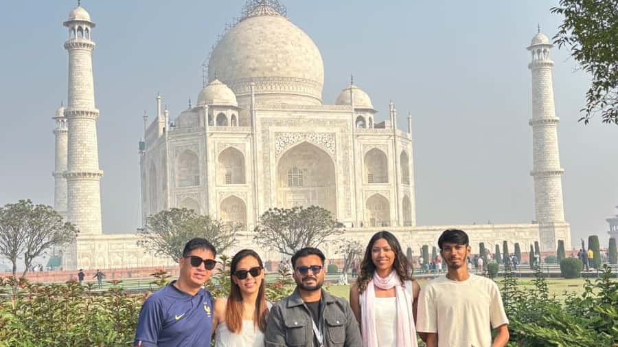 Agra : Taj Mahal Fast-Track Entry Tour with Expert Guide - Practical Details & Value