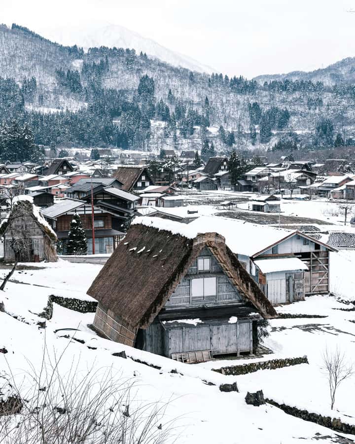 From Tokyo: Day Trip to Shirakawago & Kanazawa - Starting Points and Travel Mode