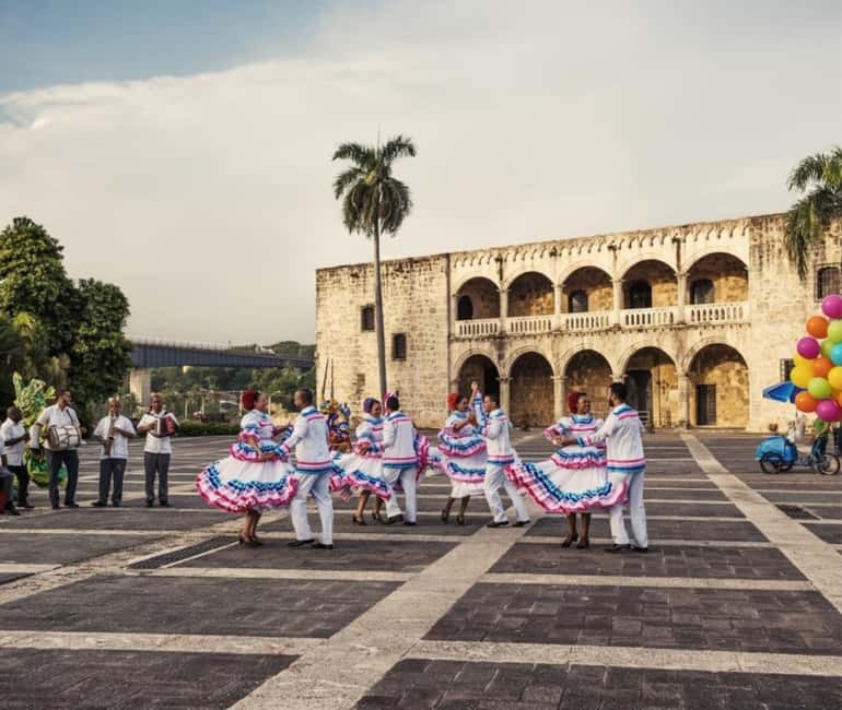 Punta Cana: Experience the essence of Santo Domingo with lunch and the Colonial Zone - Experience the Heart of Santo Domingo with a Day Trip from Punta Cana