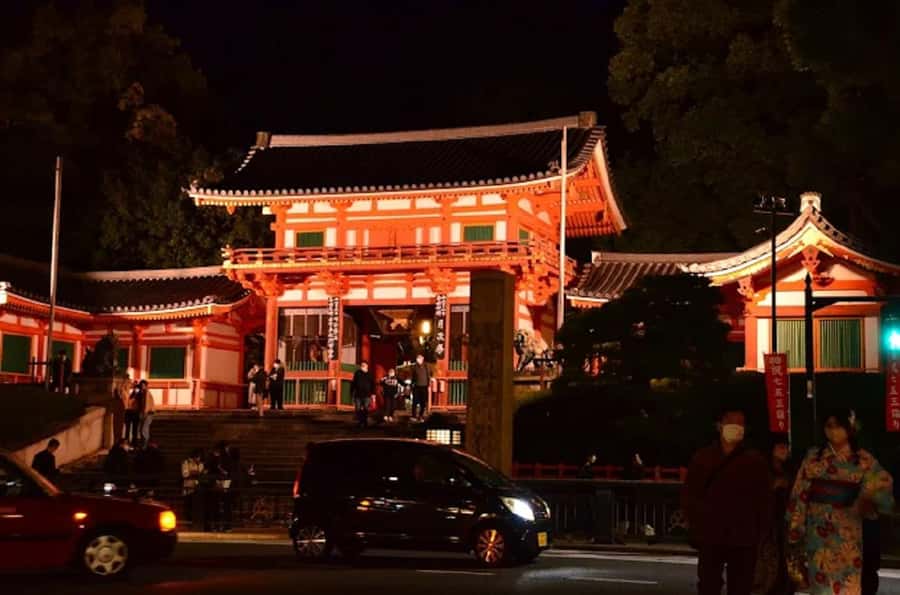 Moonlit Whispers of Kyoto:A Guided Romantic Night Walk Tour - Final Thoughts