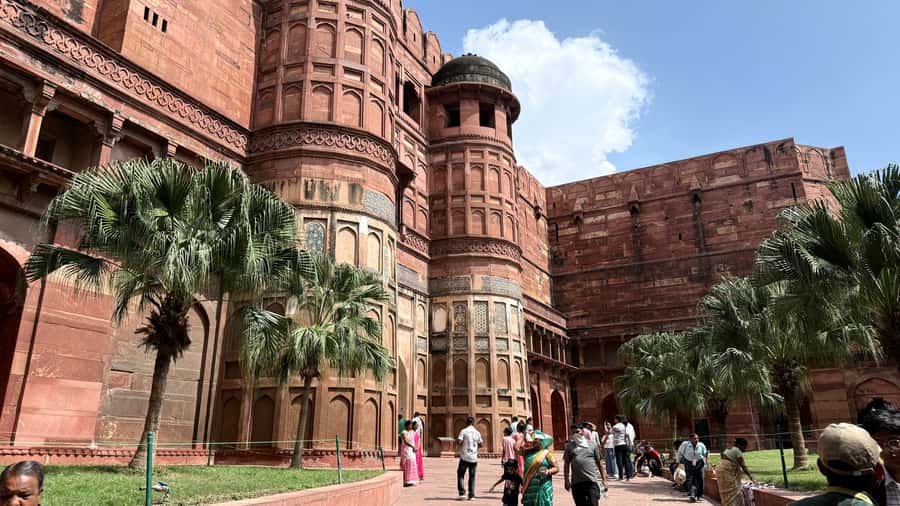 Delhi: Taj Mahal Sunrise & Agra Private Tour with Guide - Practical Tips for Travelers