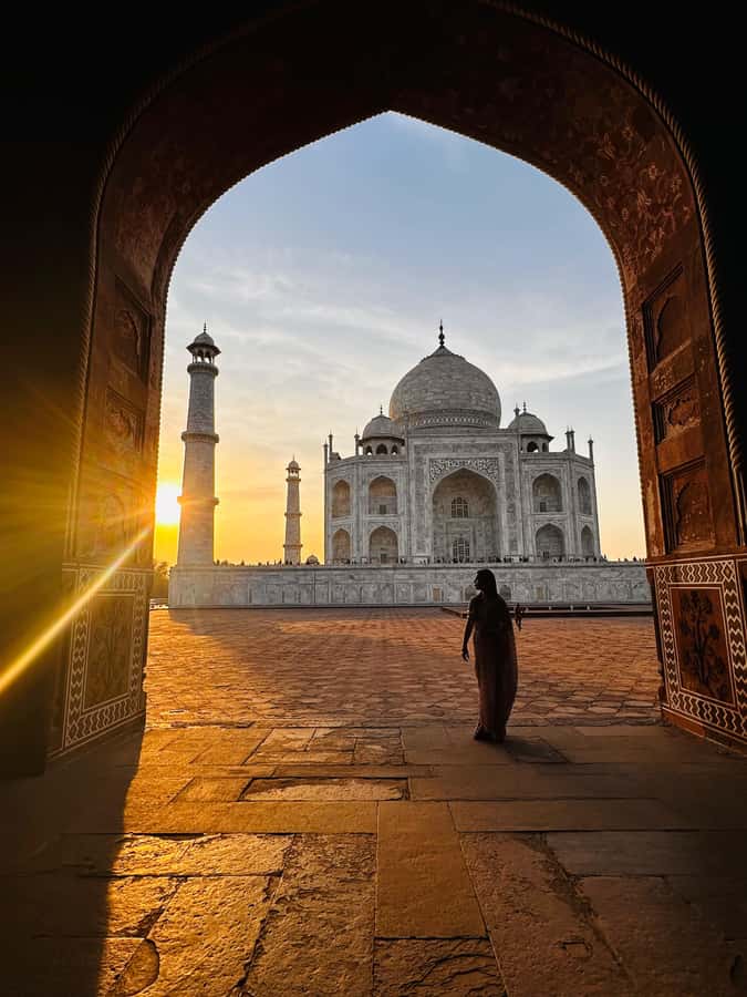 Delhi: Taj Mahal Sunrise & Agra Private Tour with Guide - The Itinerary Breakdown