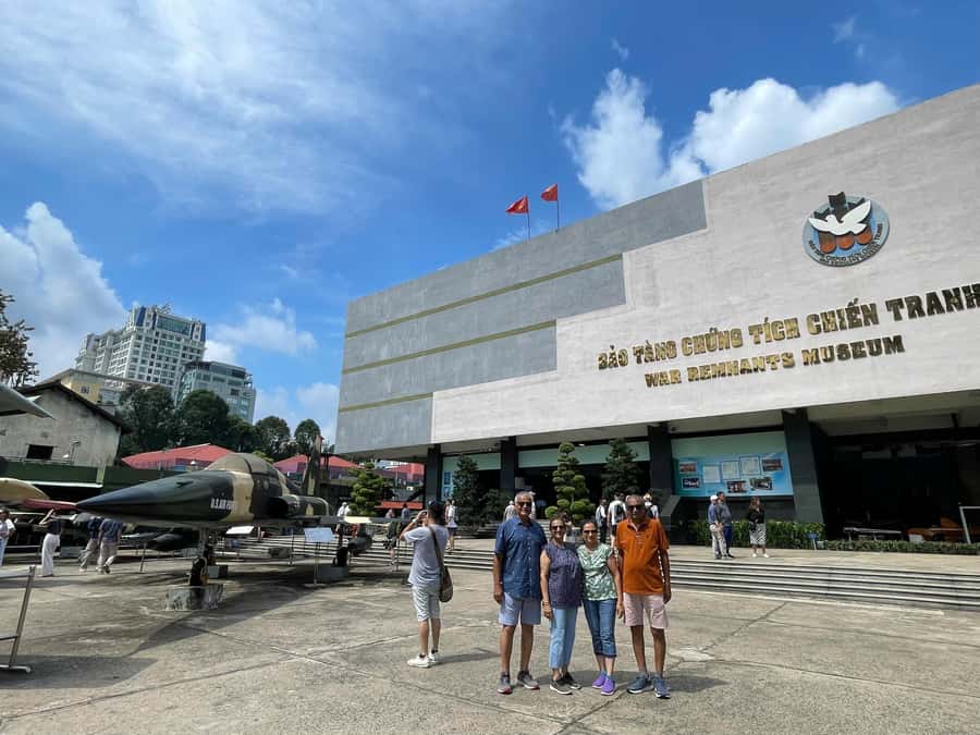 Ho Chi Minh City: Retracing the Past of Saigon with Meal - Detailed Breakdown of the Key Stops