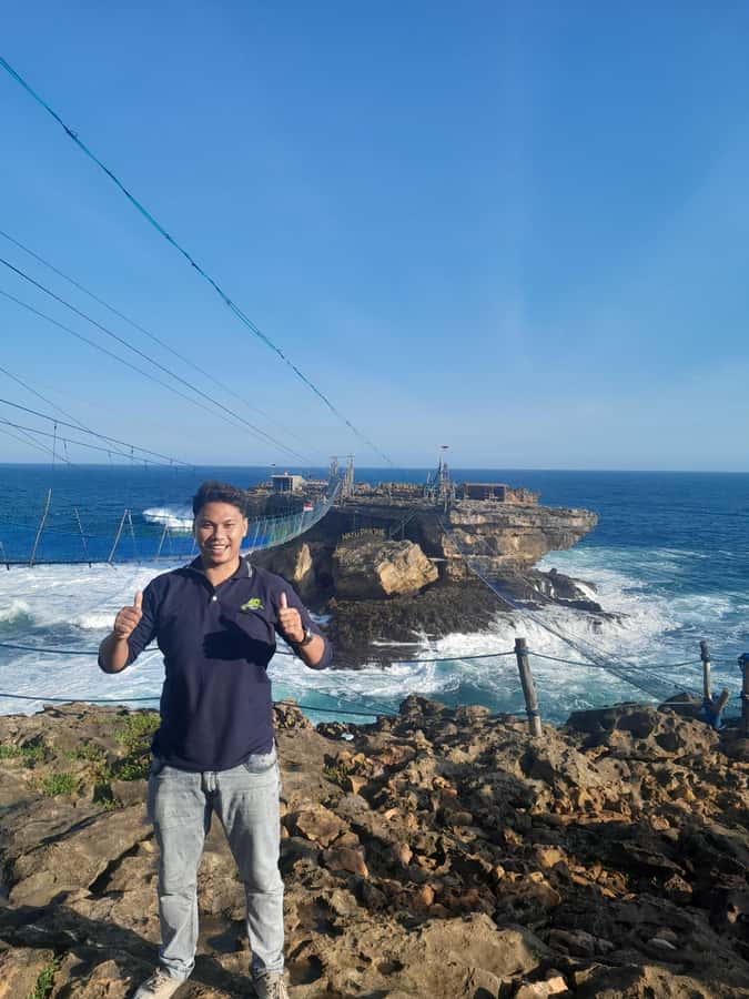 Yogyakarta: Royal Palace, Timang Beach, & Sunset Tour - Practical Details & Tips