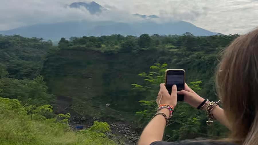 Treasures of Yogyakarta: 2-Day Adventure Tour - Authentic Insights from Travelers