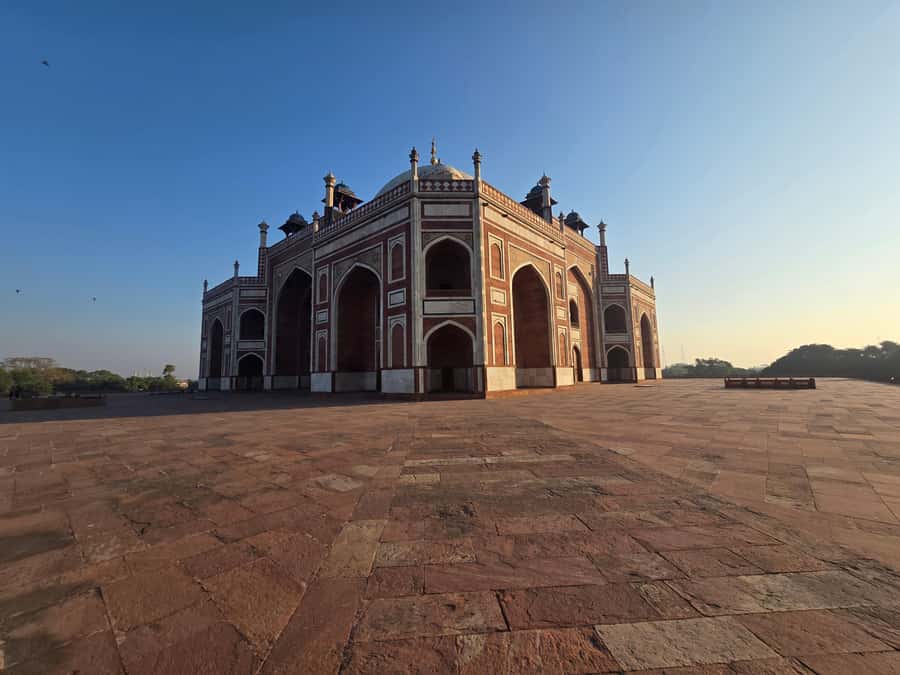 New Delhi: UNSECO World Heritage Sites Humayun Tomb & Museum - The Guided Tour Experience: Why It Matters
