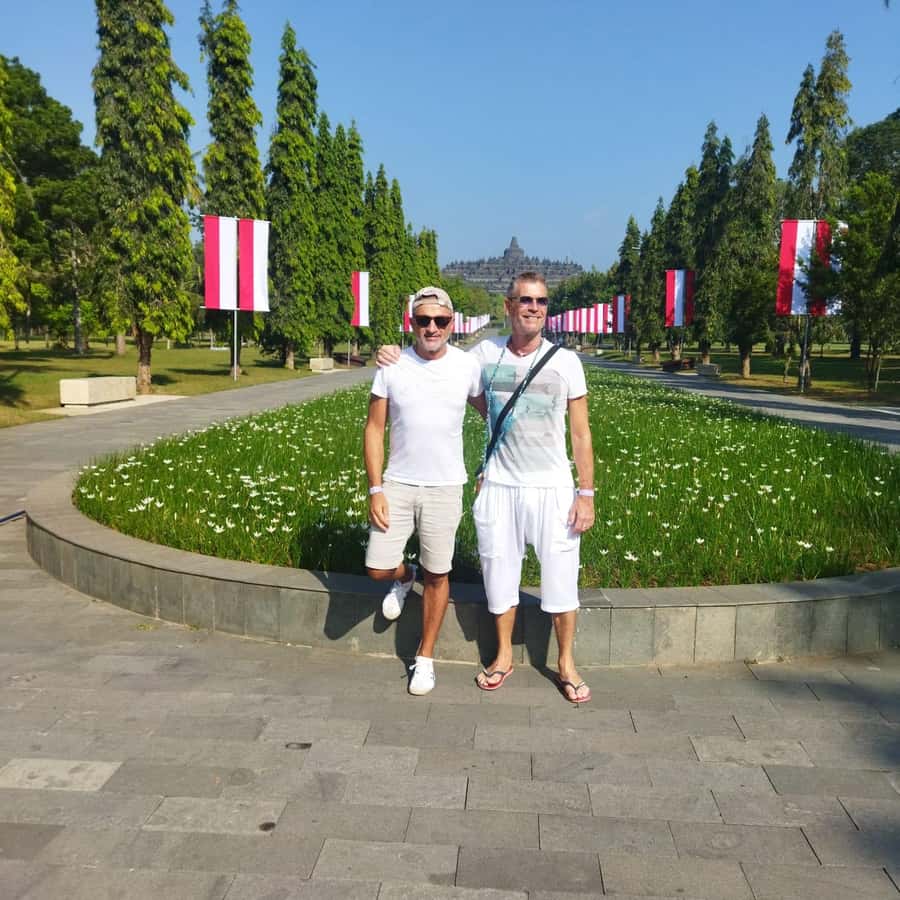 Yogyakarta: Borobudur ClimbUp & Prambanan with Sunset Option - Discovering Borobudur: The World’s Largest Buddhist Monument