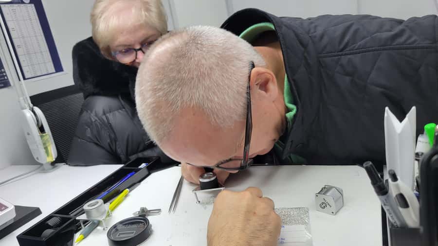 New York: Diamond District Guided Tour - FAQ