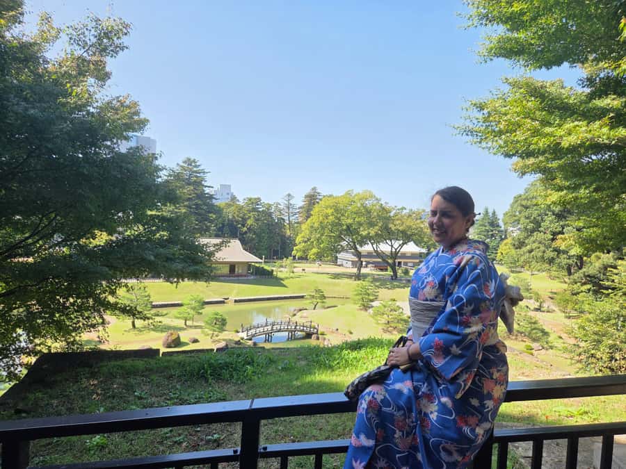 Kanazawa: Kimono Rental, Kenrokuen, and Castle Tour - Starting Point and Logistics