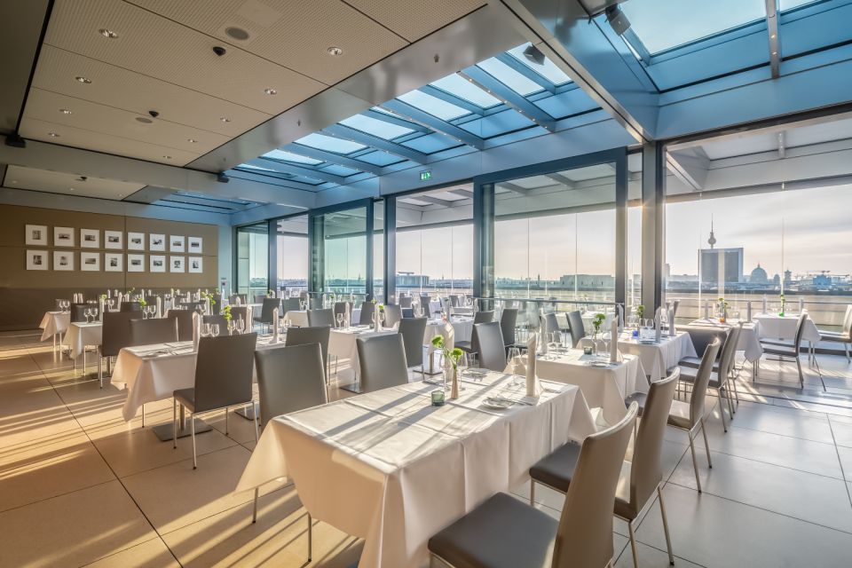 Berlin: Rooftop Dinner at the Käfer Restaurant Reichstag - An Unforgettable Dining Experience with a View