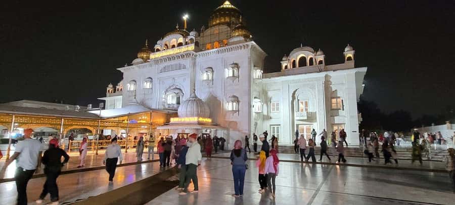 Delhi Temples and Spiritual Sites Tour with Light sound Show - Who Will Love This Tour?