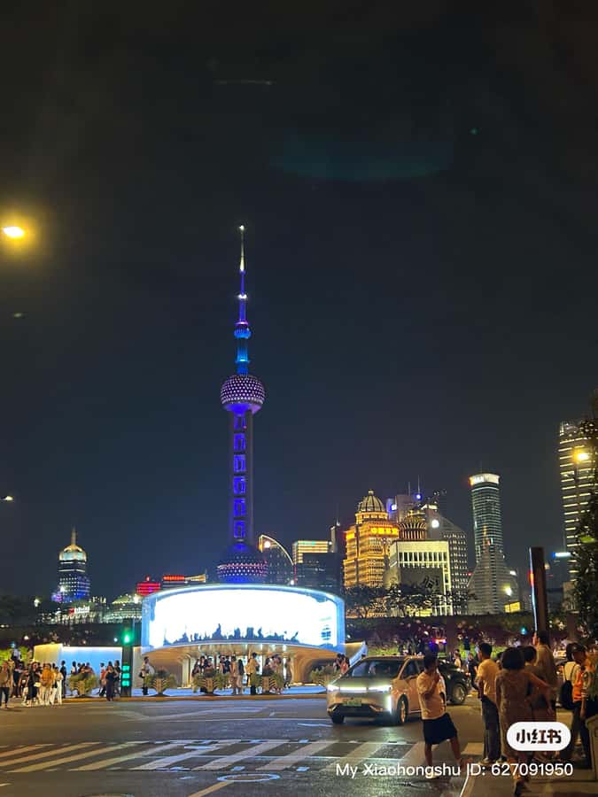 Shanghai: Fake Market, Bund, and Fabric Market Tour - Exploring Shanghai’s Markets and Skyline in a Compact Tour