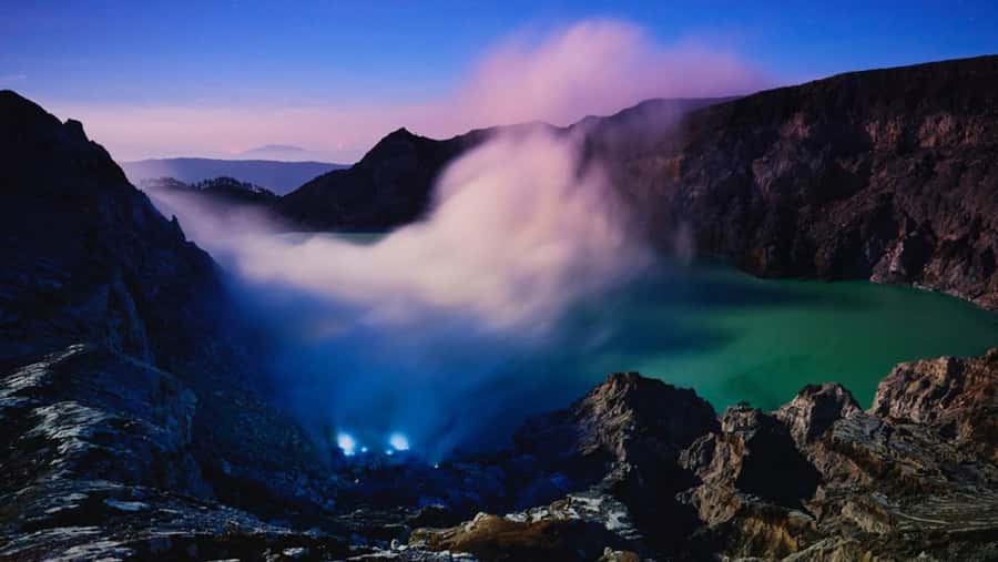 Banyuwangi: Kawah Ijen Blue Fire & Sunrise Tour - What to Expect from the Kawah Ijen Blue Fire & Sunrise Tour