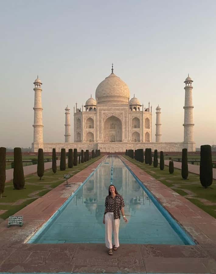 From Delhi: Taj Mahal Premium Day Trip with Guide & Lunch - FAQs