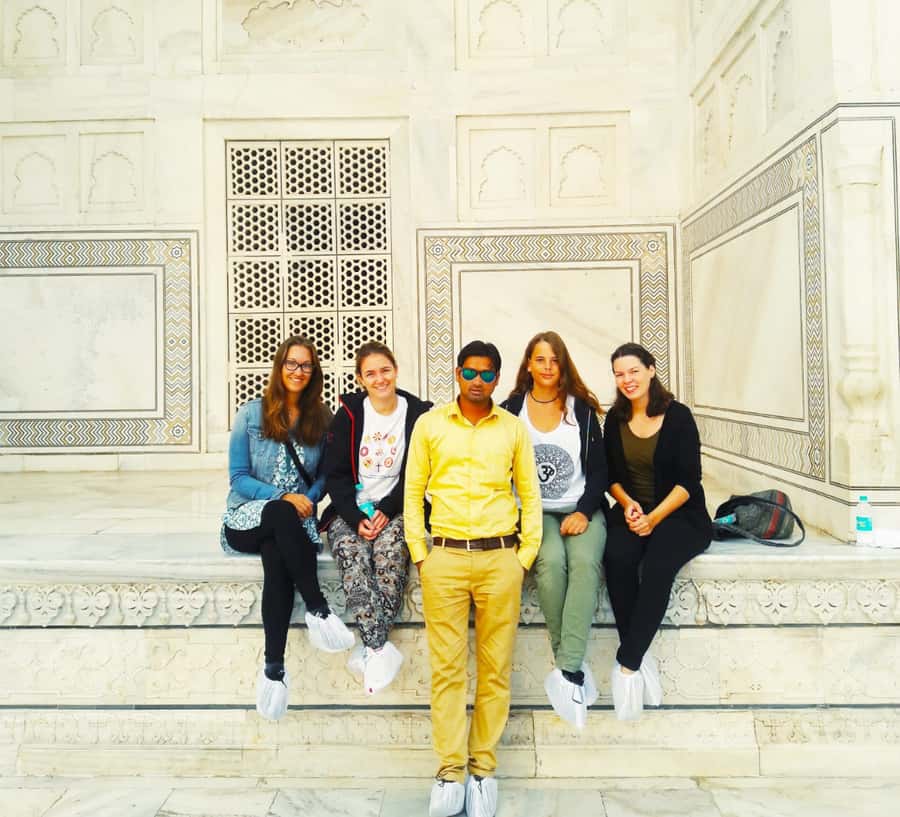 Agras Taj Mahal Sightseeing Tour Guide - FAQ
