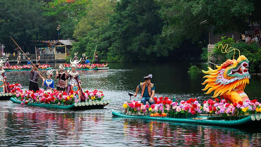 Hong Kong : Private Shenzhen Tour of Ancient & Folk Villages - Who Will Love This Tour?