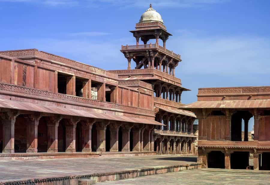 From Delhi: Taj Mahal Tour with Agra Fort & Fatehpur Sikri - Discovering Fatehpur Sikri