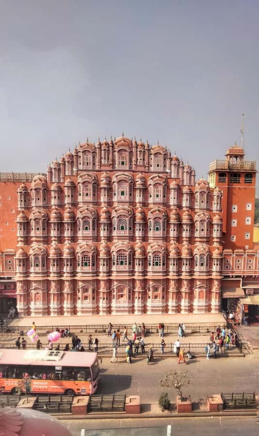 Jaipur: Guided Private Half/Full-Day City tour by Car - Exploring Jaipur in Comfort and Style
