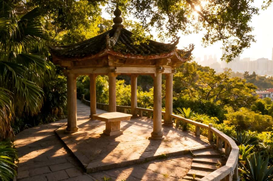 Xiamen: Gulangyu Island and Riguang Rock Day Tour - Why this Tour Works Well